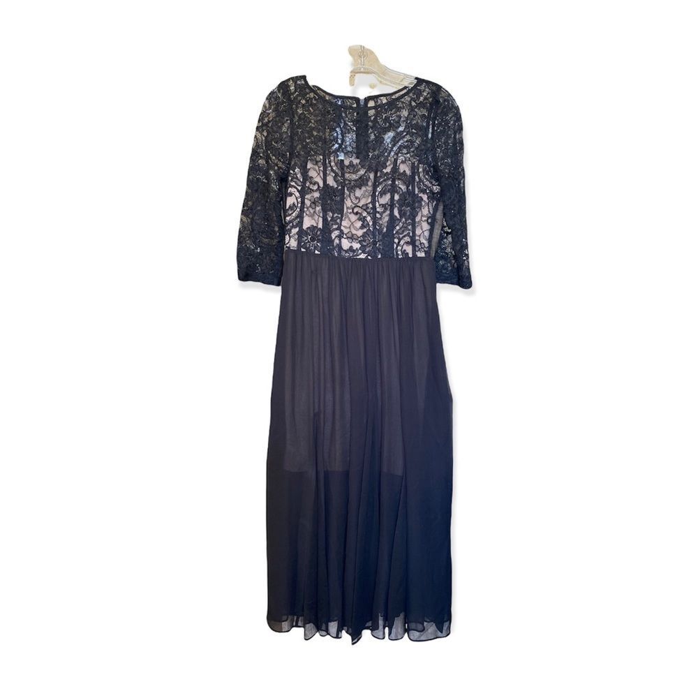 Alice and Olivia  3/4 sleeve Black Lace Maxi Dress Sz 2